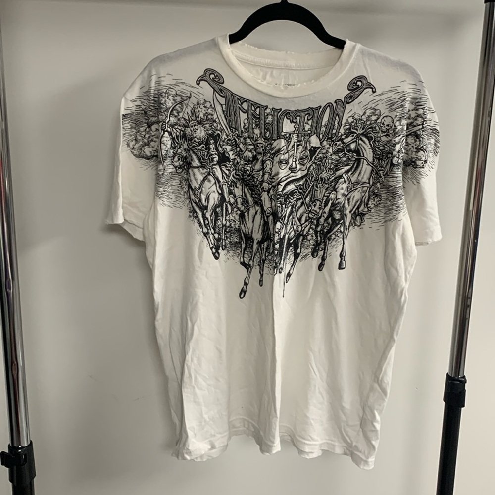 Vintage Early 2000’s 100% Cotton Distressed Affliction T-Shirt Size M